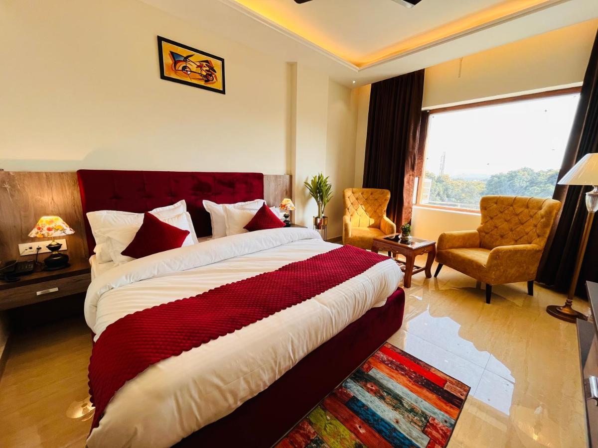 Ganges Blossam - A Four Star Luxury Hotel & Resort Haridwār Extérieur photo