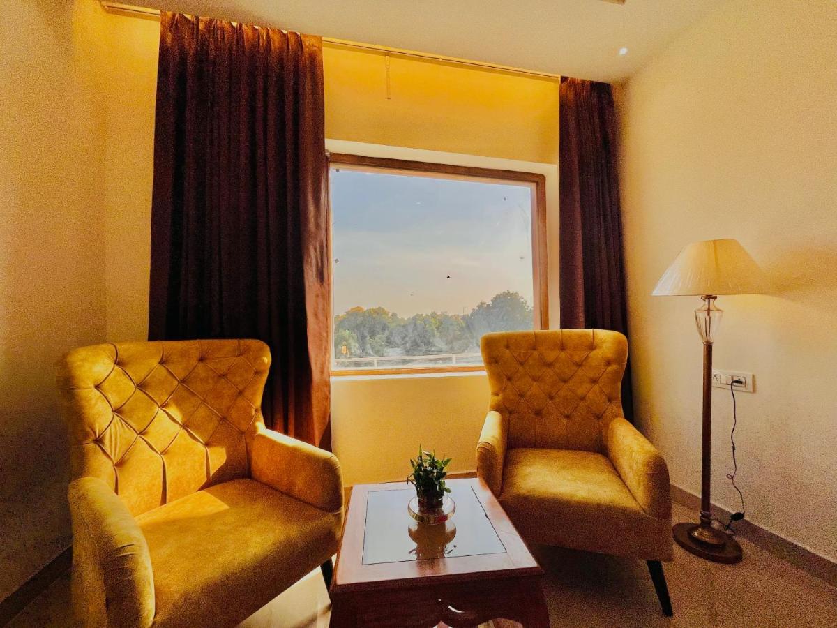 Ganges Blossam - A Four Star Luxury Hotel & Resort Haridwār Extérieur photo